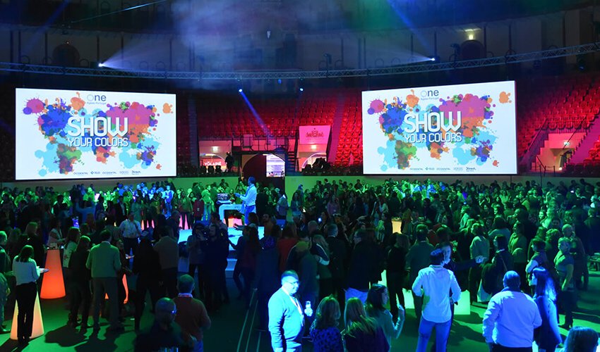 AGEAS Show Your Colors