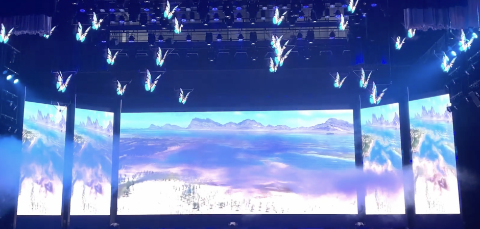 Kinetic Holographic Screen 